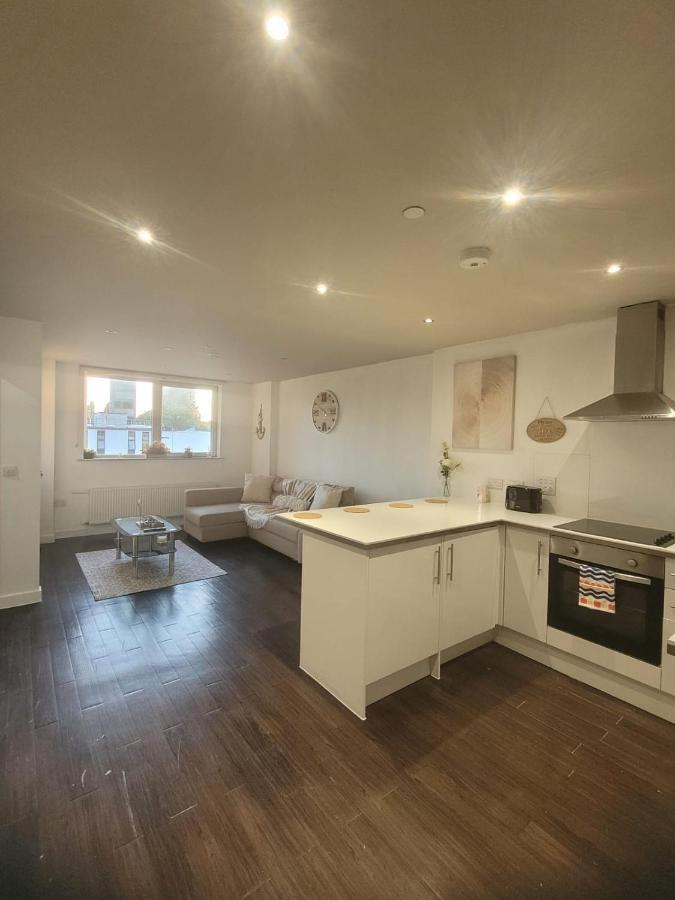 Amazing London 1 Bedroom Flat In Astral House As18 Norbury  Kültér fotó